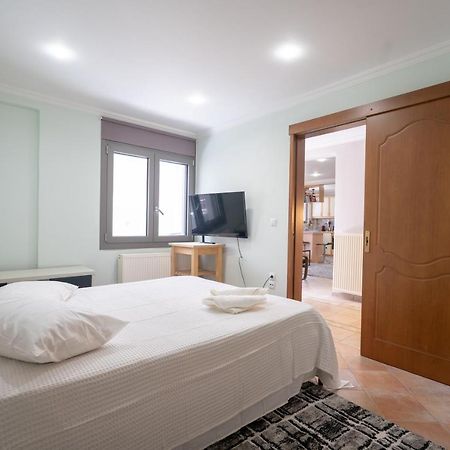Rafina 1 Bedroom 2 Persons Apartment By Mps Luaran gambar